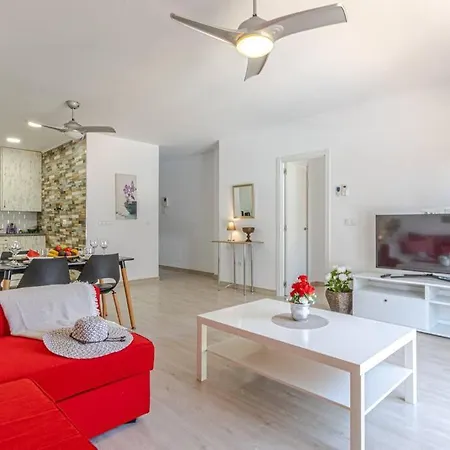 Apartment Benalroma Spacious 50 Mt From The *